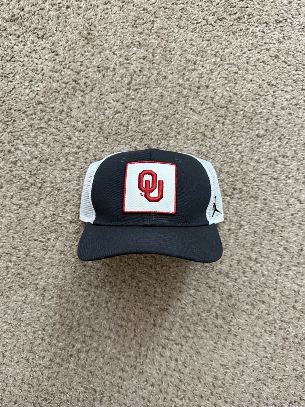 Jordan × Oklahoma Sooners Charcoal Gray and White Mesh Trucker Hat